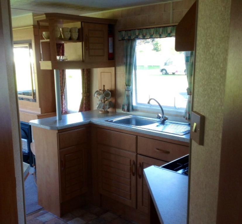 Torvean Caravan Park Hotel Инвернес Стая снимка