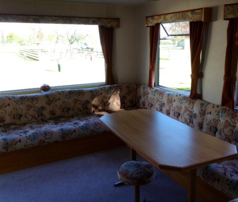 Torvean Caravan Park Hotel Инвернес Стая снимка