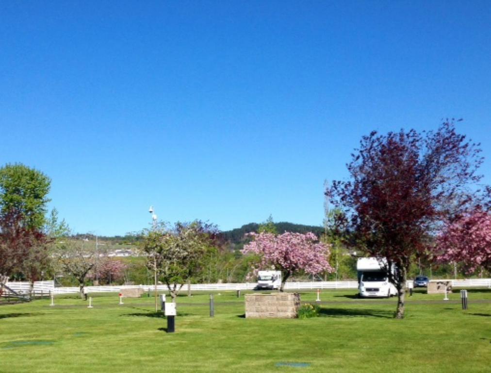 Torvean Caravan Park Hotel Инвернес Екстериор снимка